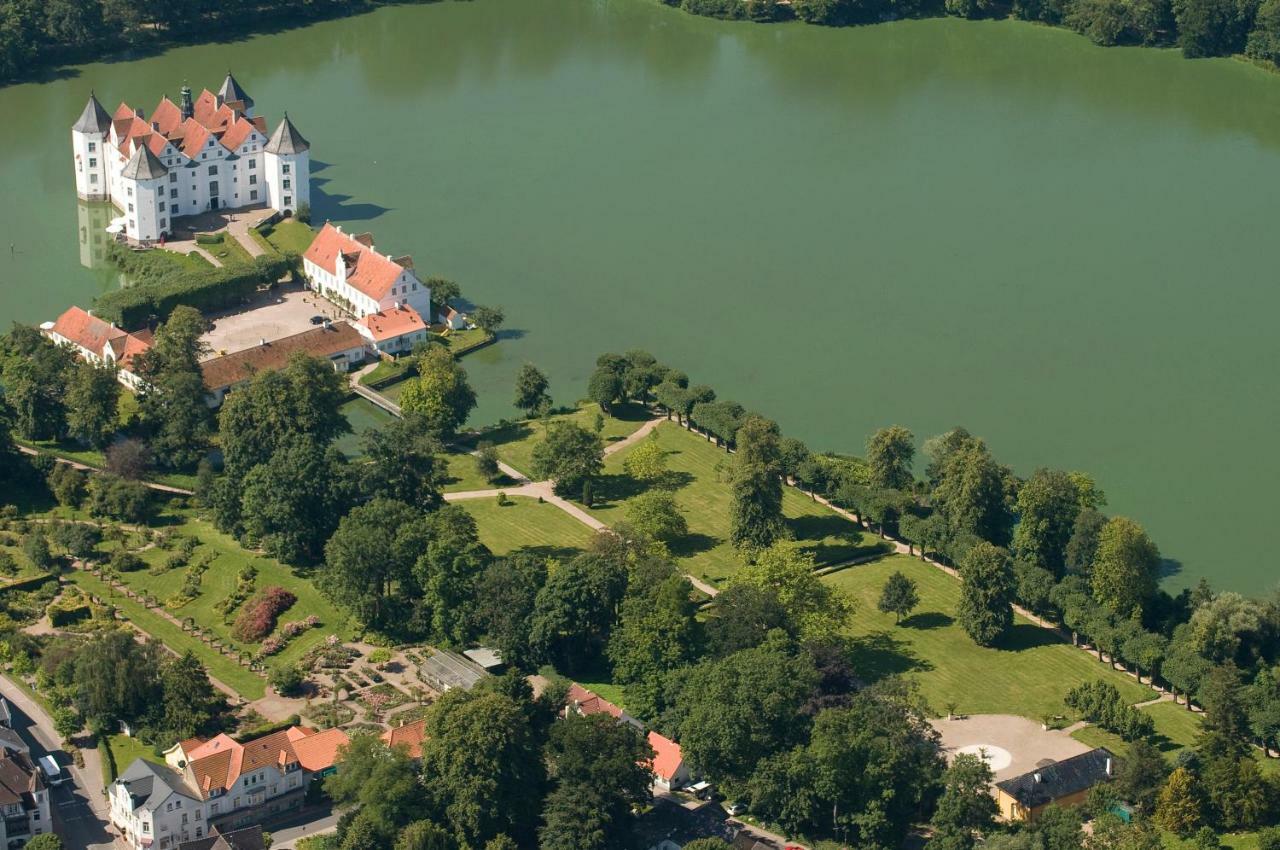 Schloss Gluecksburg Lägenhet Exteriör bild